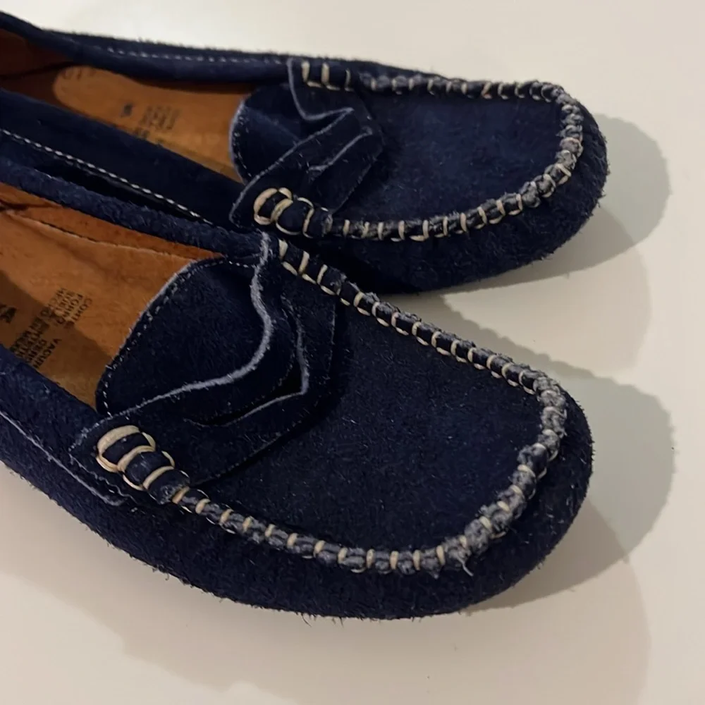 Sry Lanka Boys blue suede driving moccasins
